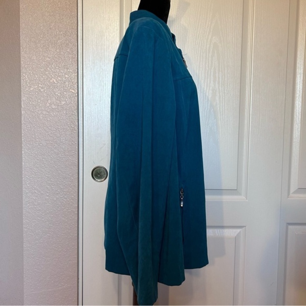 Dressbarn Woman Sueded Polyester Teal Blue Full Zip Blazer‎ Jacket Size 2X - Picture 4 of 6